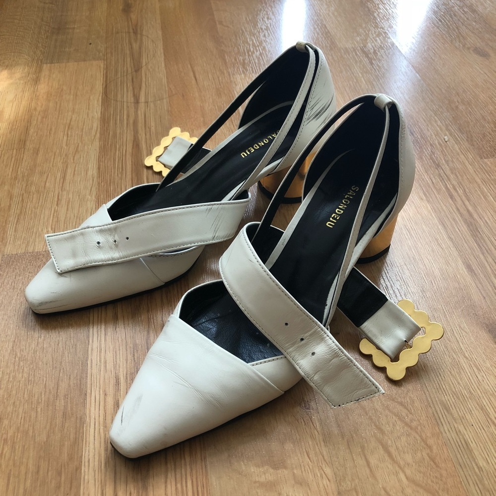 Salondeju white heels